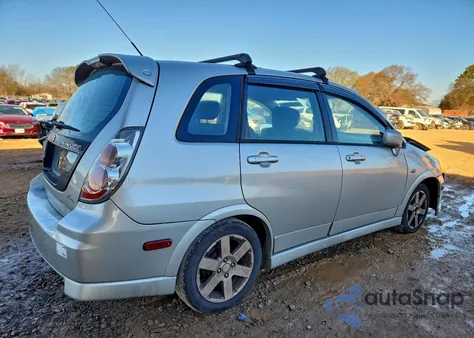 2005 Suzuki Aerio Sx z USA, uszkodzony, nr VIN JS2RC61H555301255